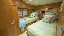 Andiamo 85 -  Twin Cabin with Convertible Beds